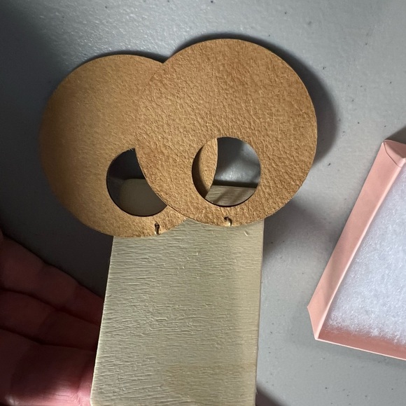 BNIB Nickel and Suede Medium Gold Cork Novas…NLA - Picture 3 of 4
